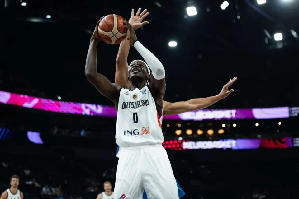 邦加在进攻, 场比赛中的