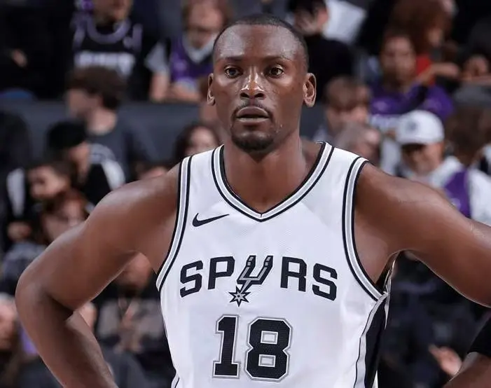 AA, 联上, 另外据名记