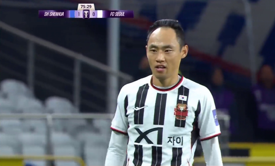 oiKIA, 拿球内切一 oiKIA, 拿球内切一