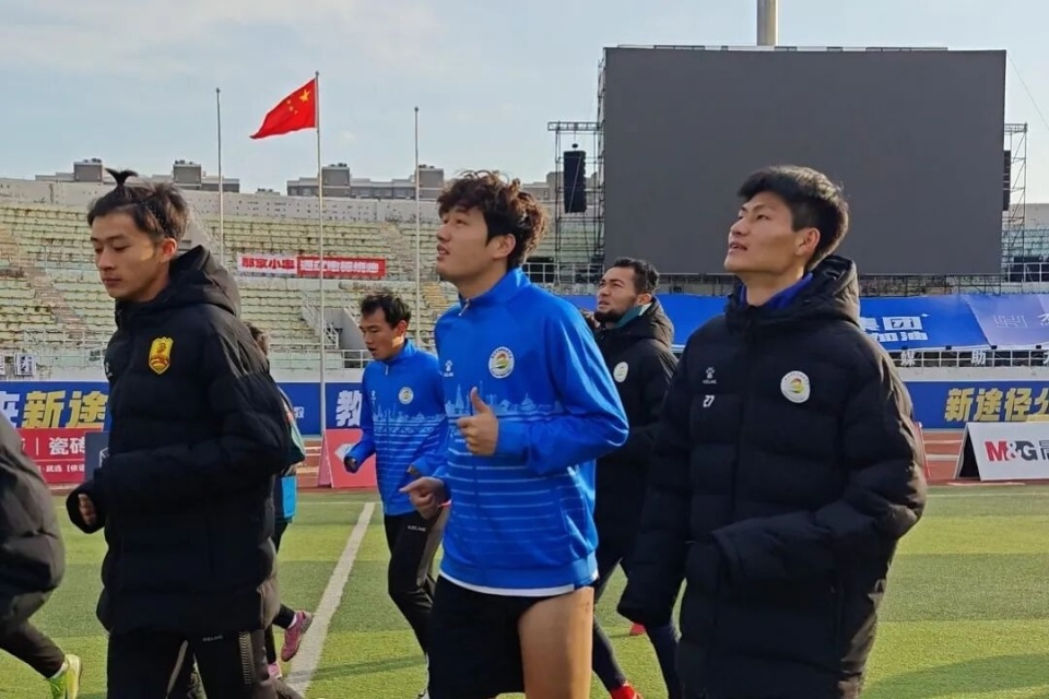 该图片可能, 超之间来回, 目前就读于 该图片可能, 超之间来回, 目前就读于